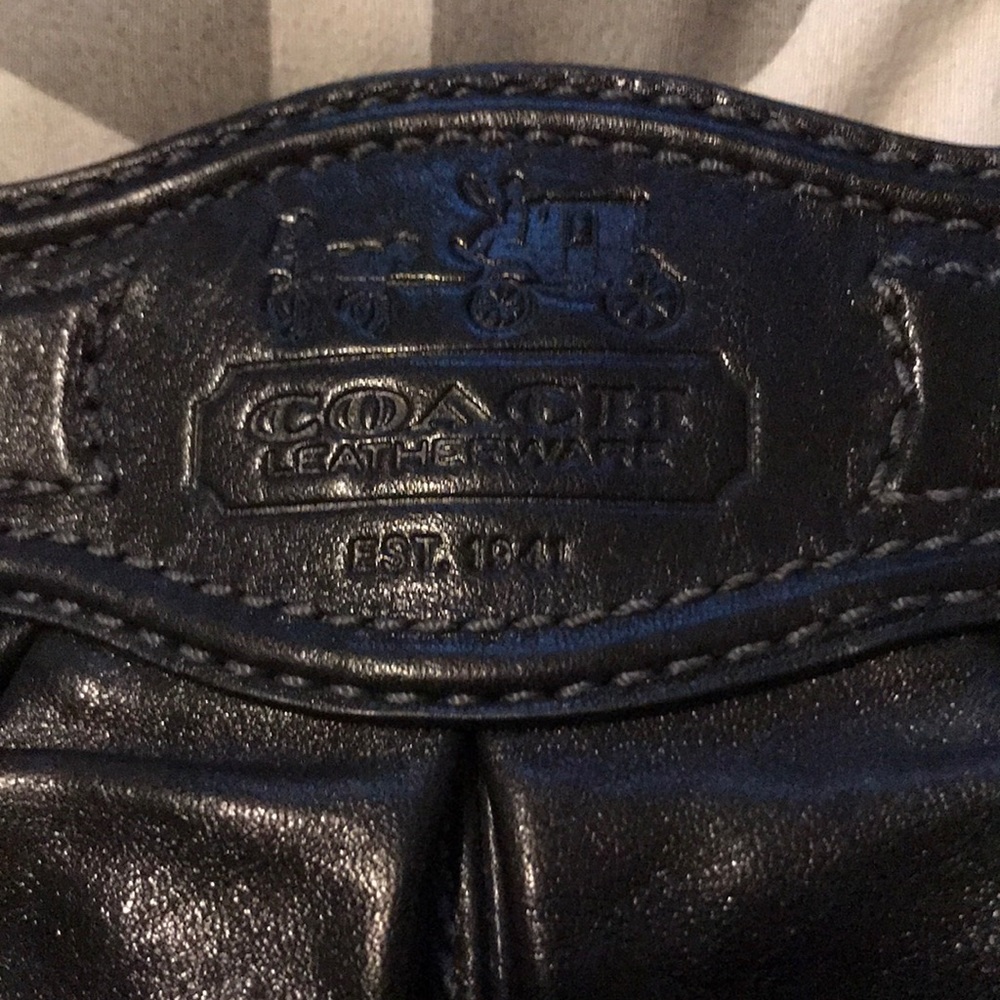 Coach purse - Picture 3 of 6